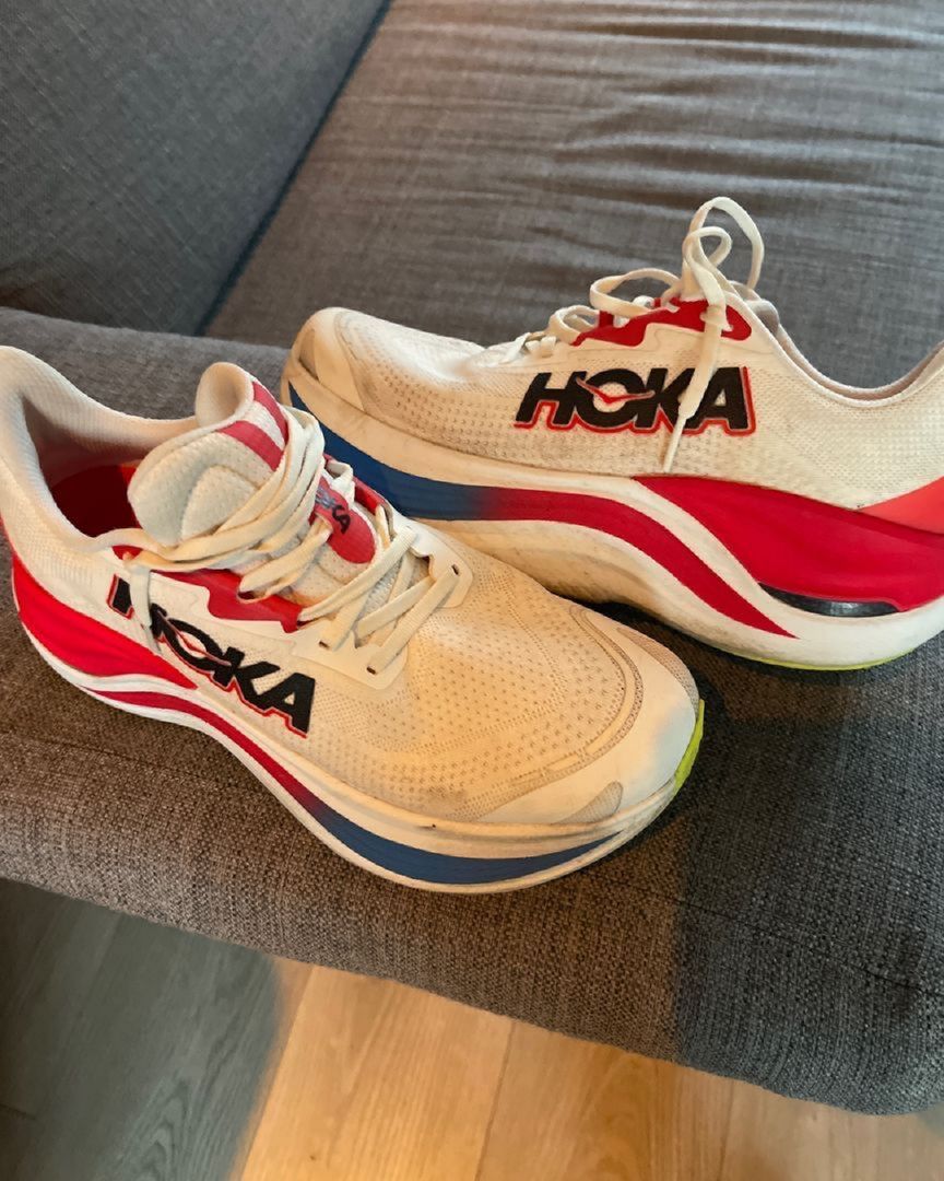 Hoka Skyward X