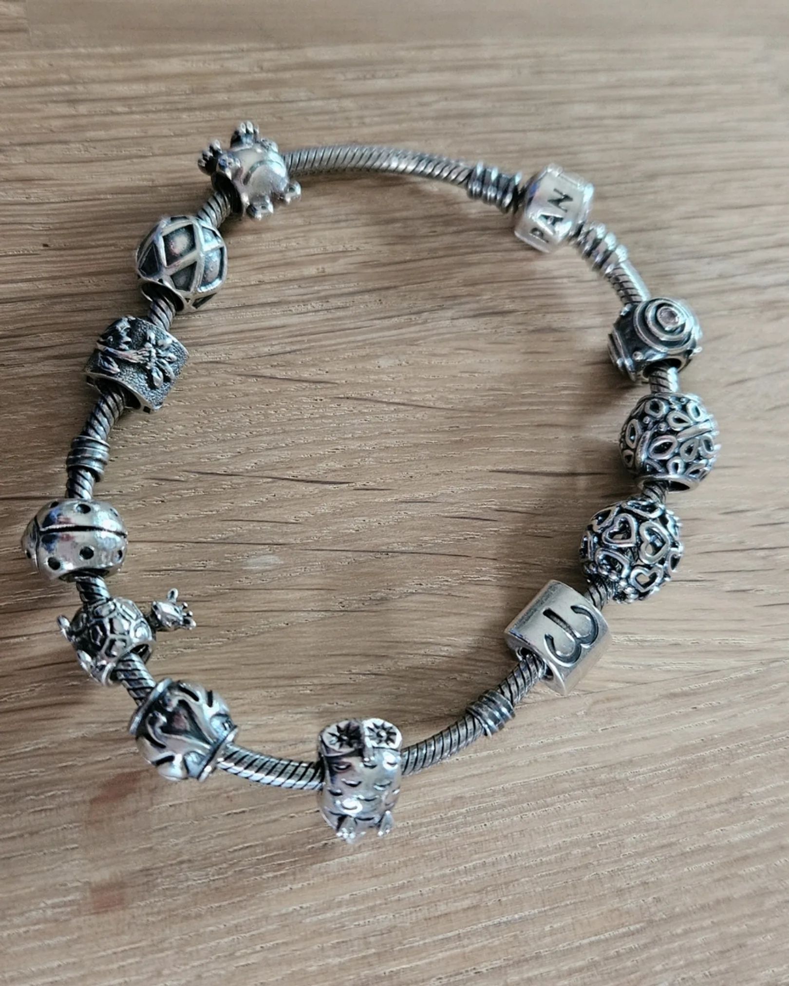 Pandora Armbånd