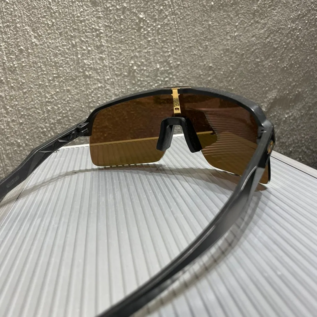 Oakley Sutro Lite