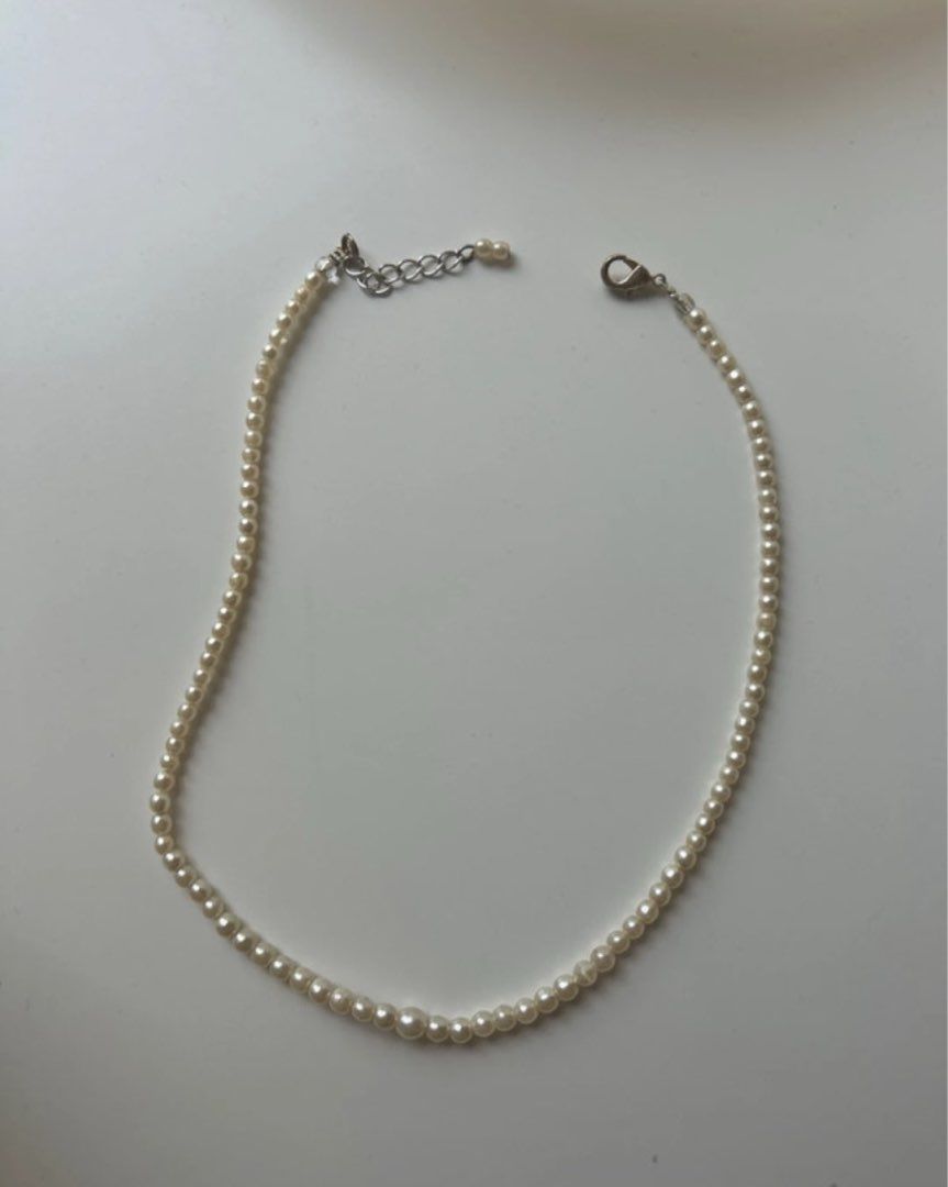 Pearl necklace