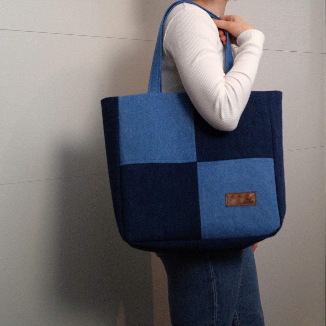 Denim tote bag