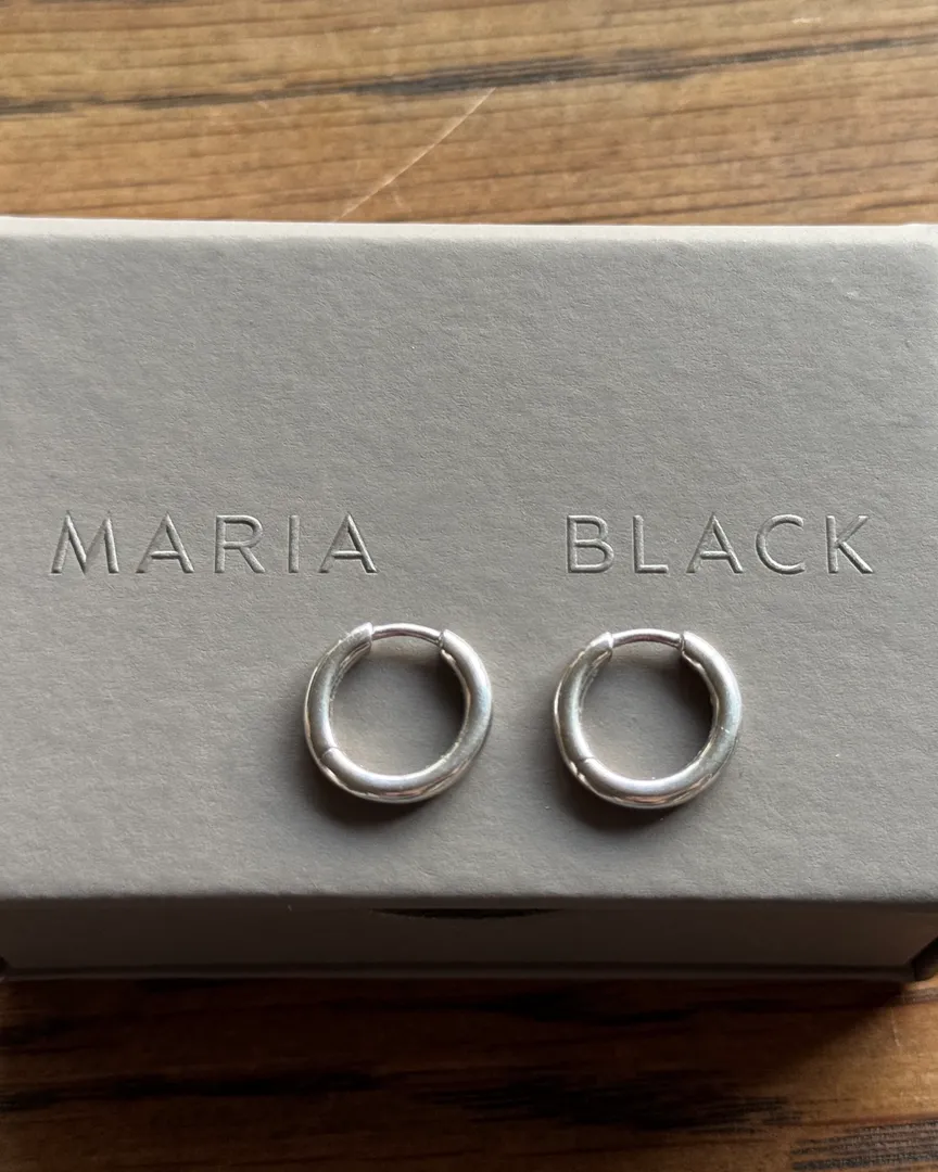 Maria Black Hoops