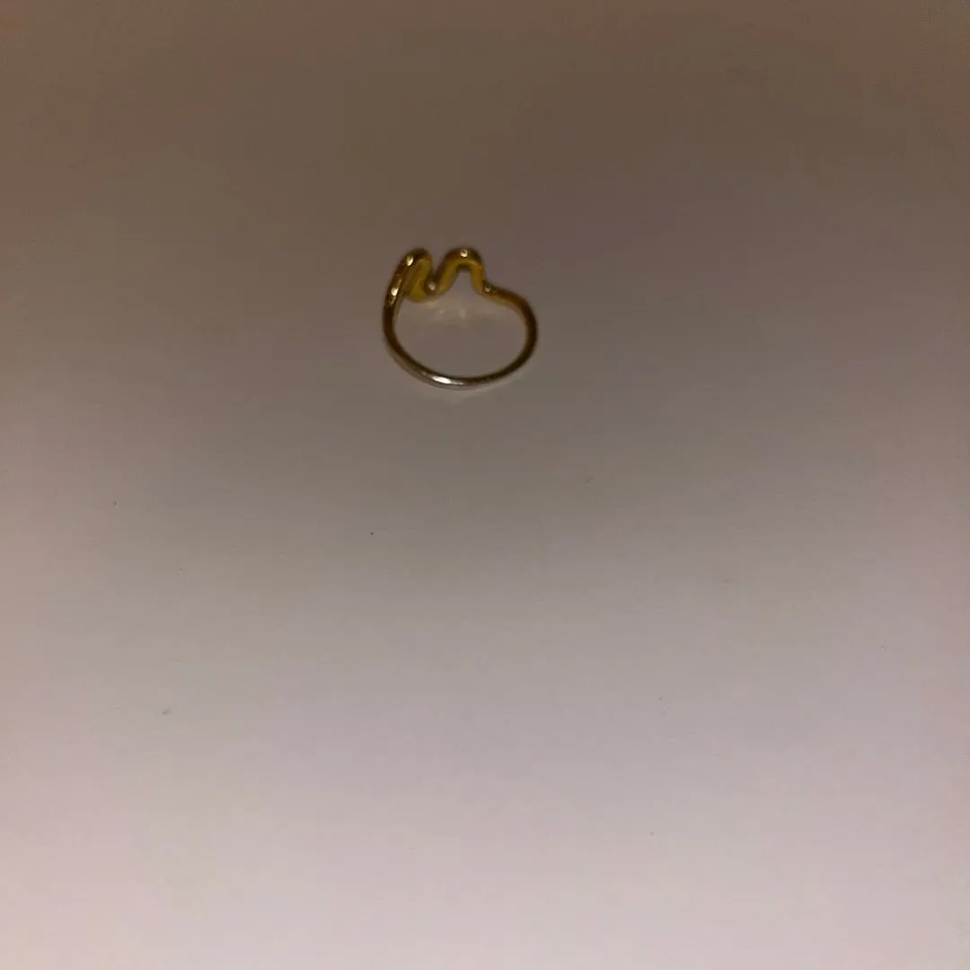 Maanesten ring