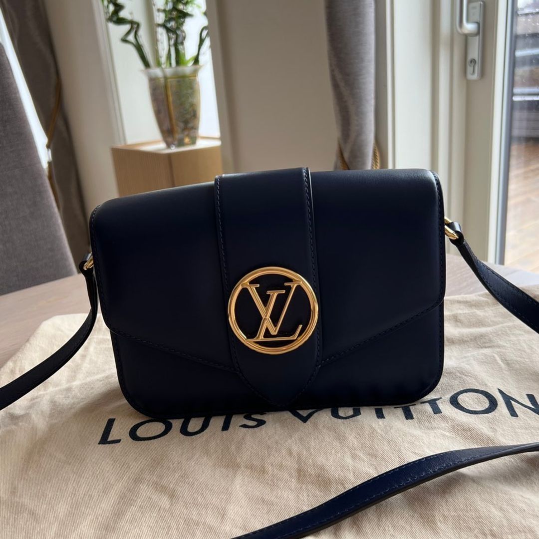 Louis Vuitton Pont 9