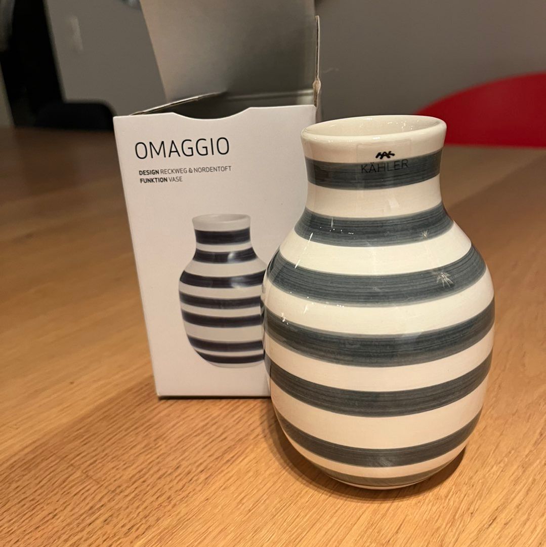 Vase omaggio