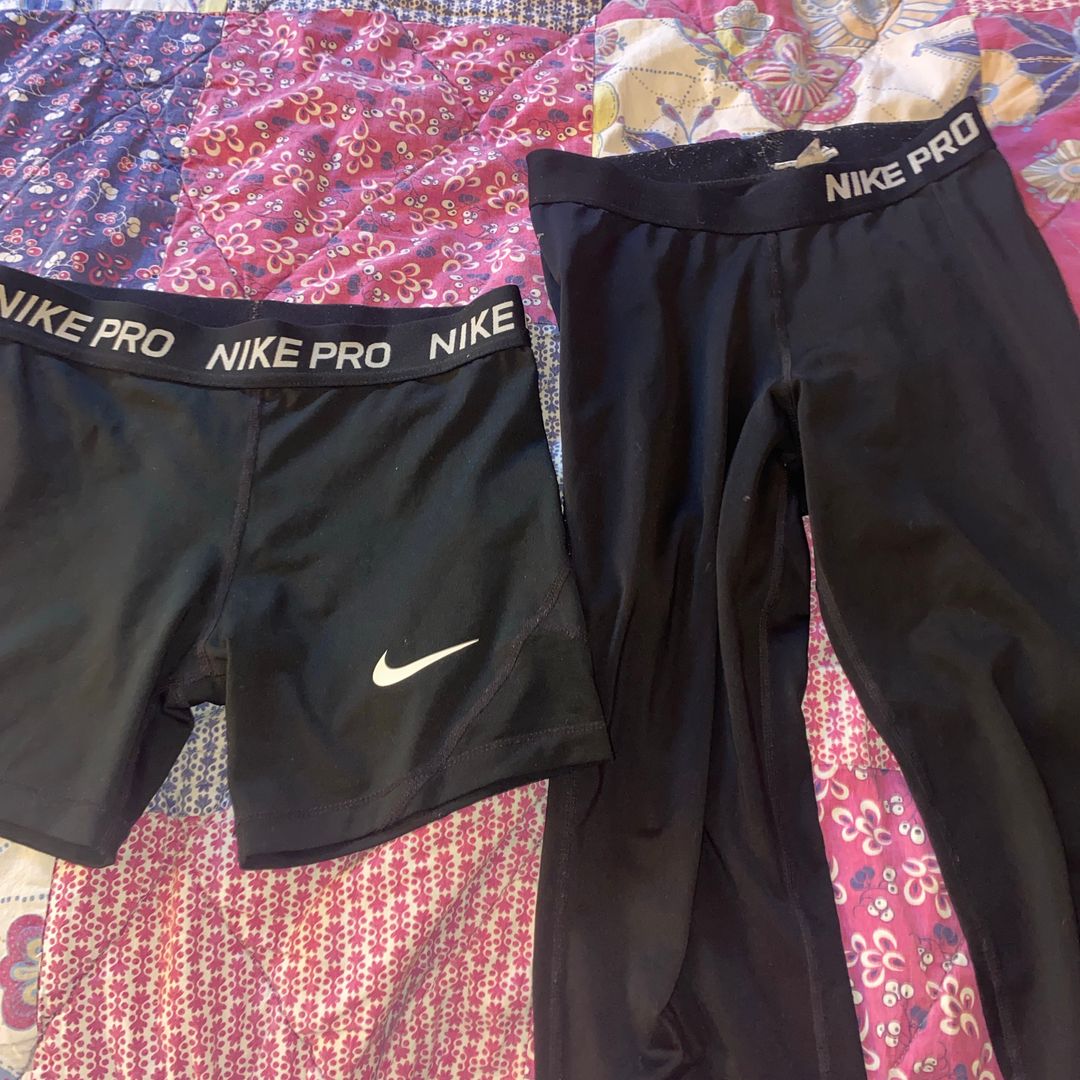 Nike pro