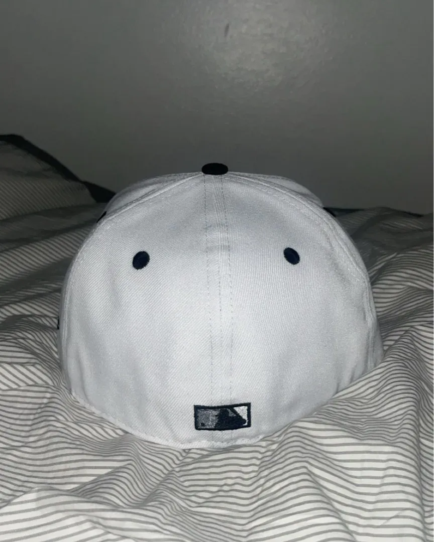 Käyttämätön fitted