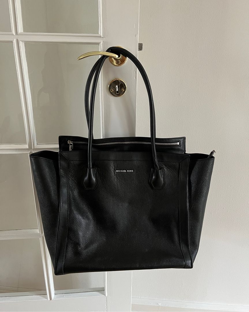 Michael Kors shopper