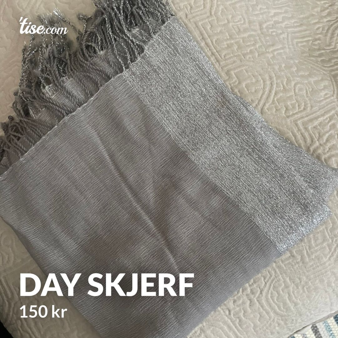 Day skjerf