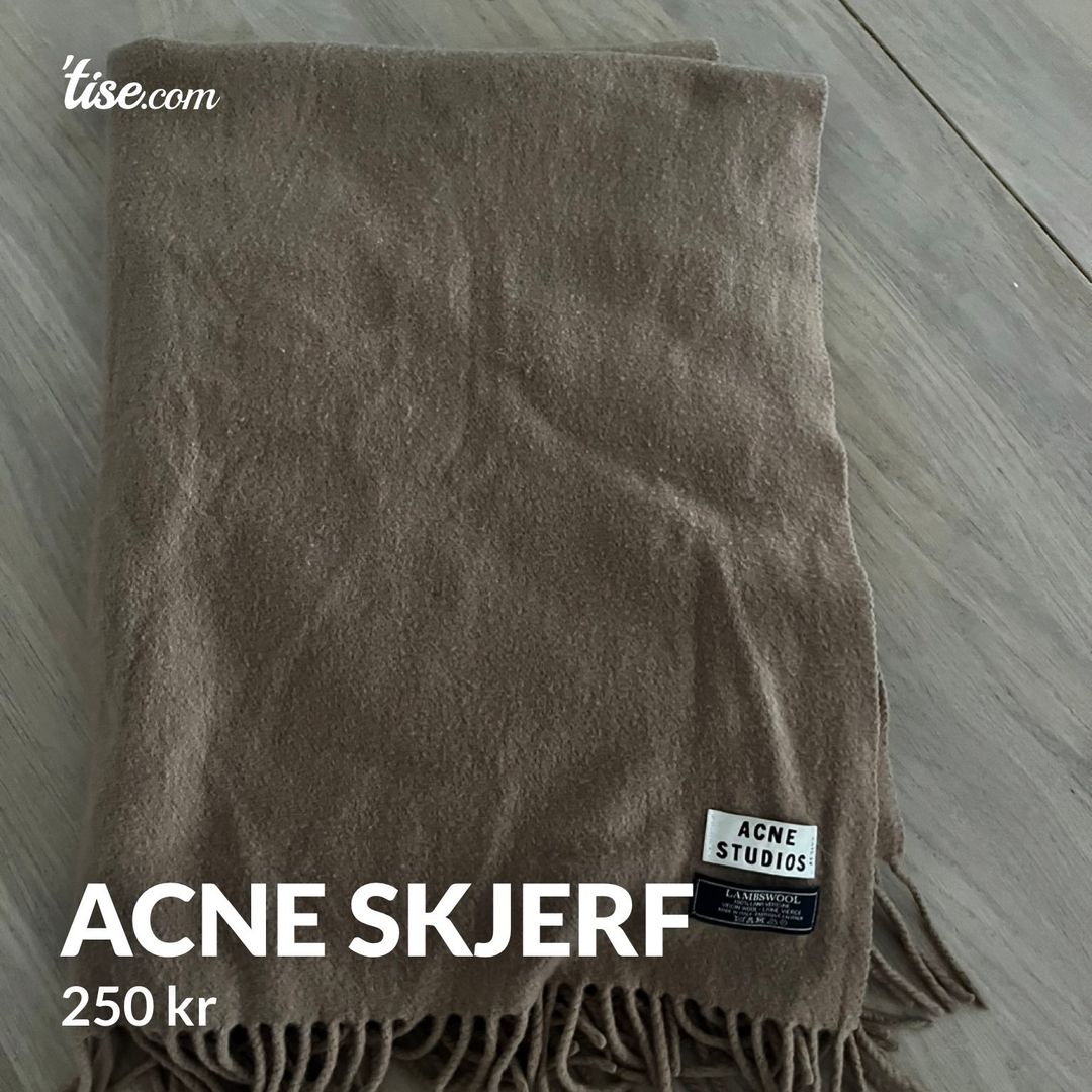 Acne skjerf