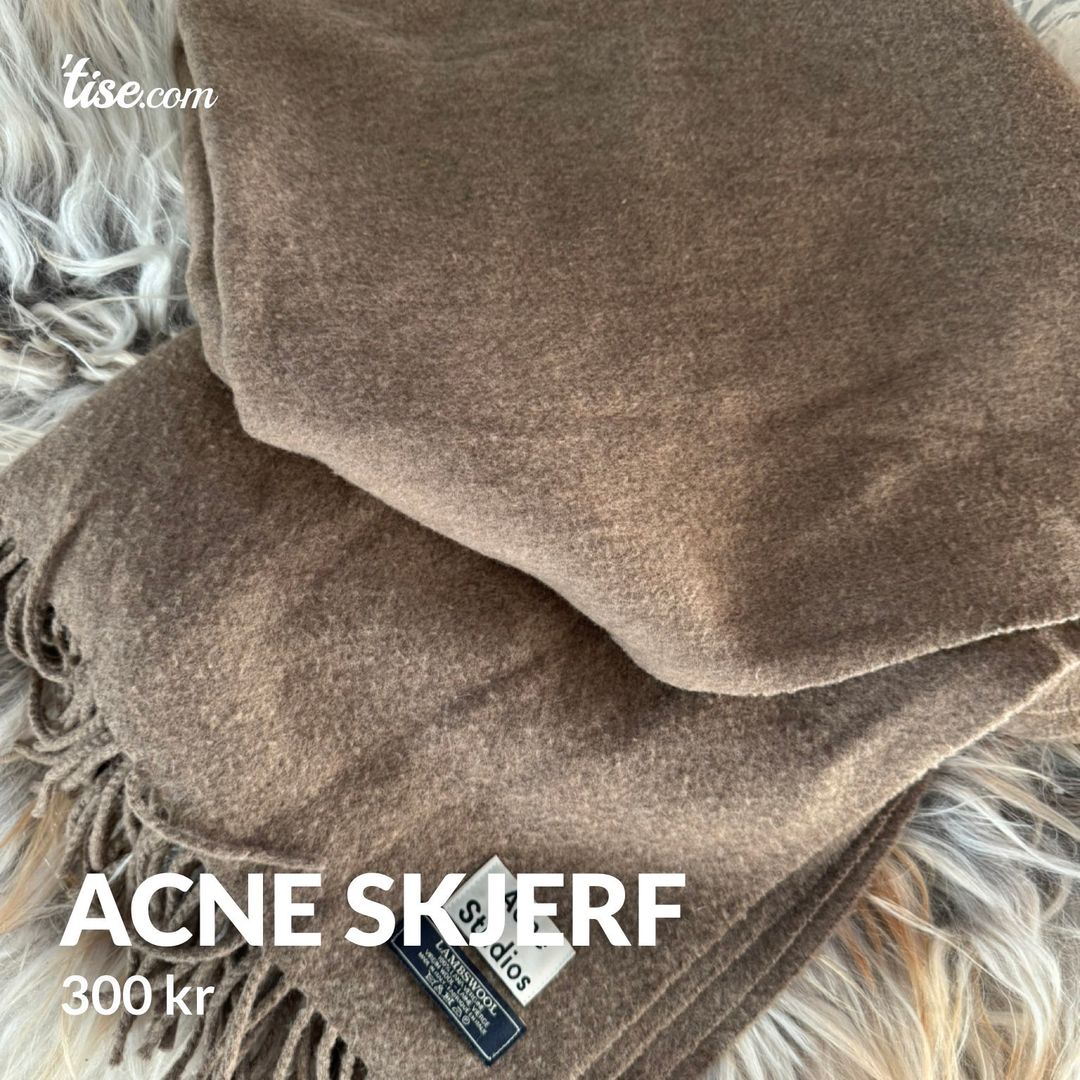 Acne skjerf