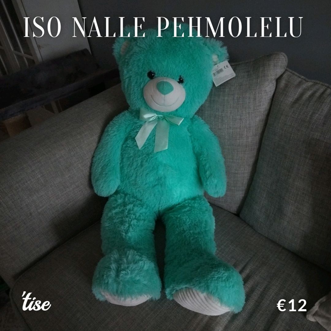 Iso nalle pehmolelu