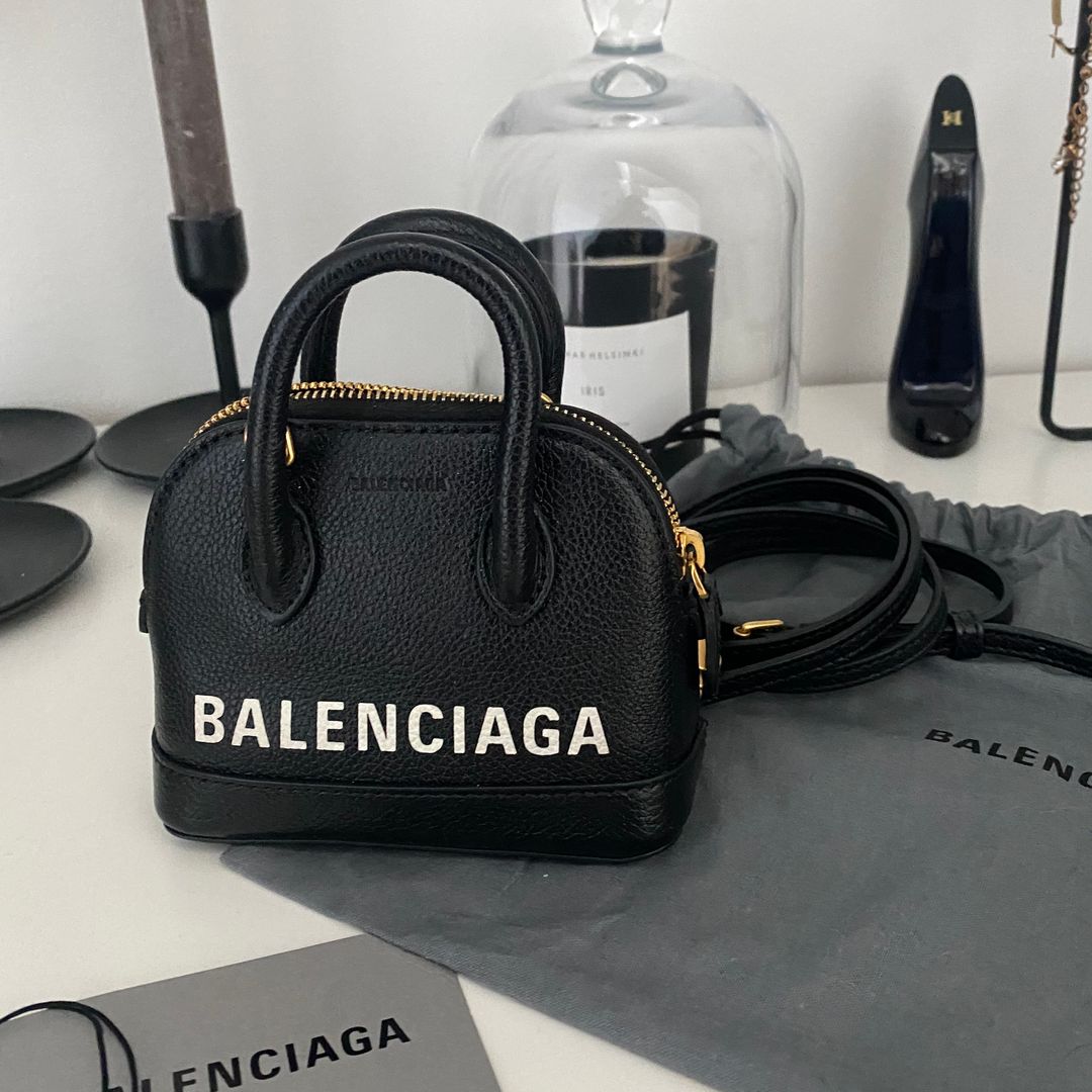 Balenciaga laukku