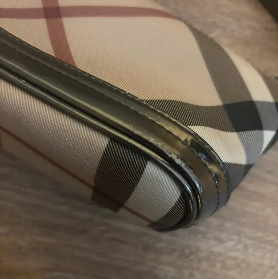 Burberry laukku