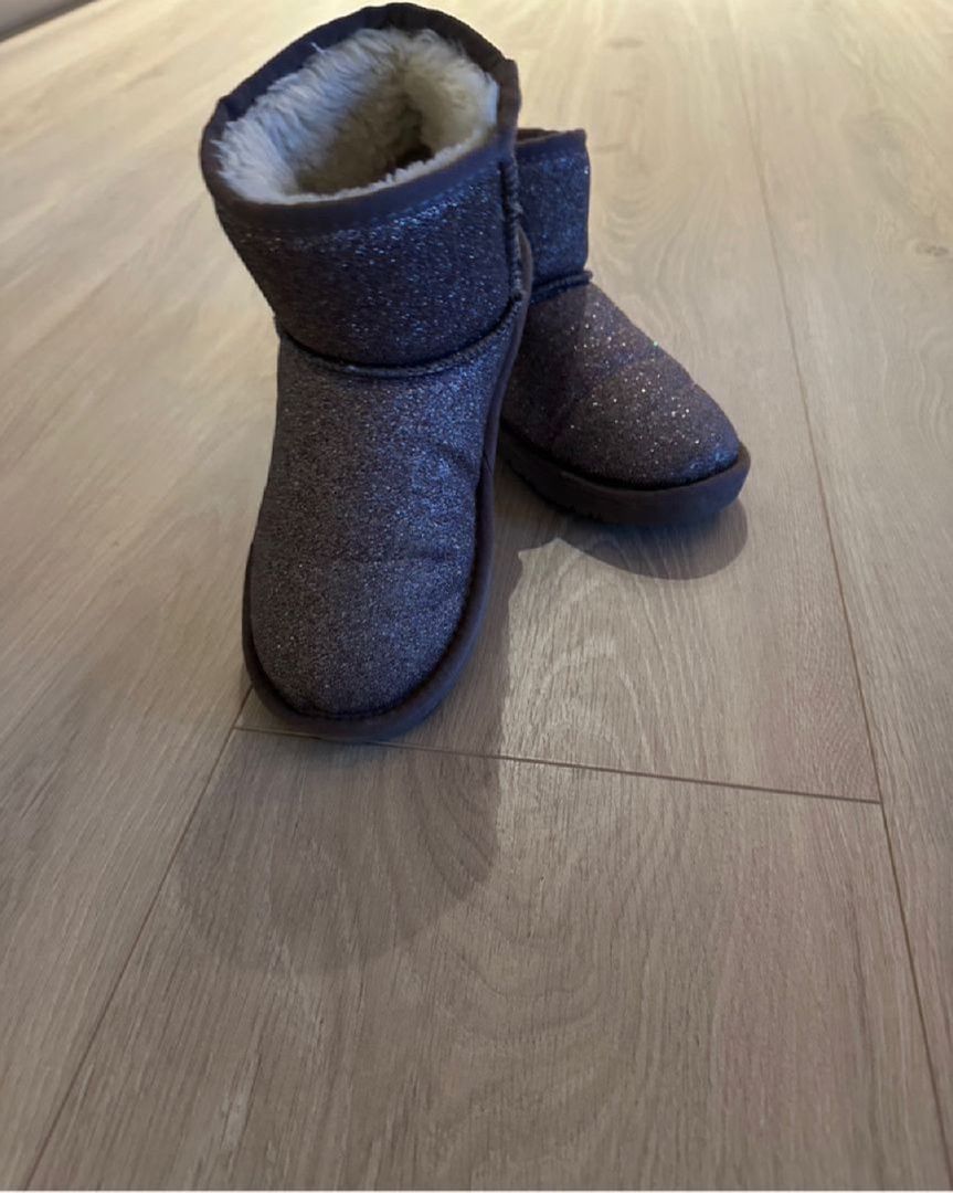 Glitter " ugg "