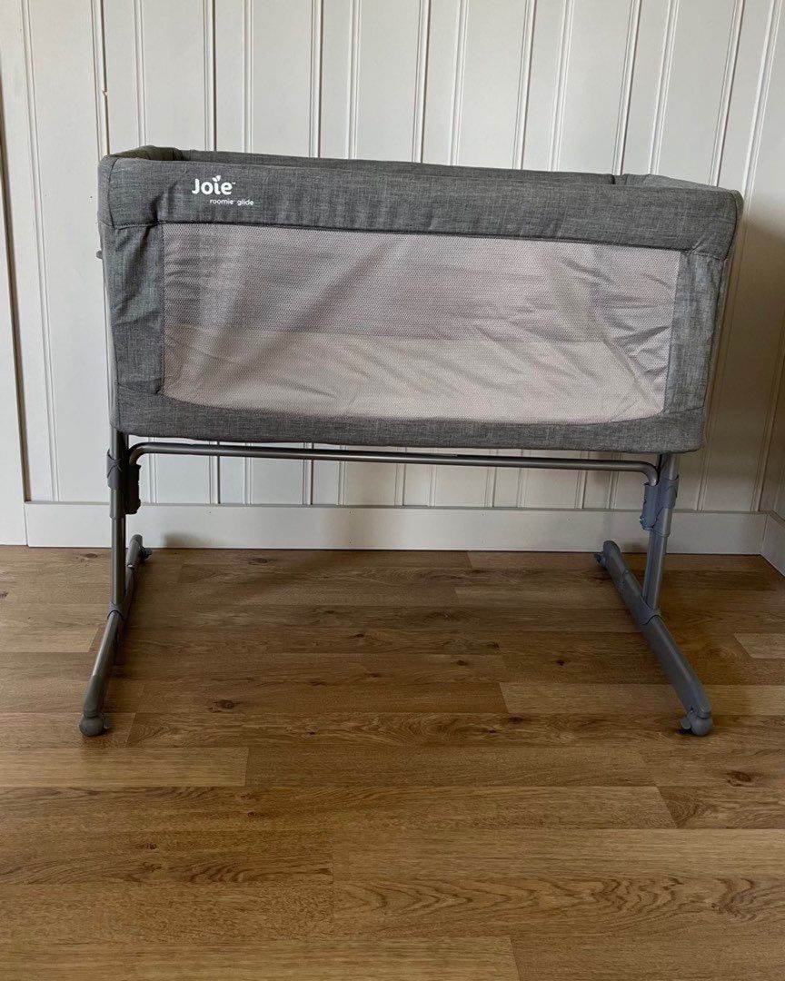 Bedside crib Joie