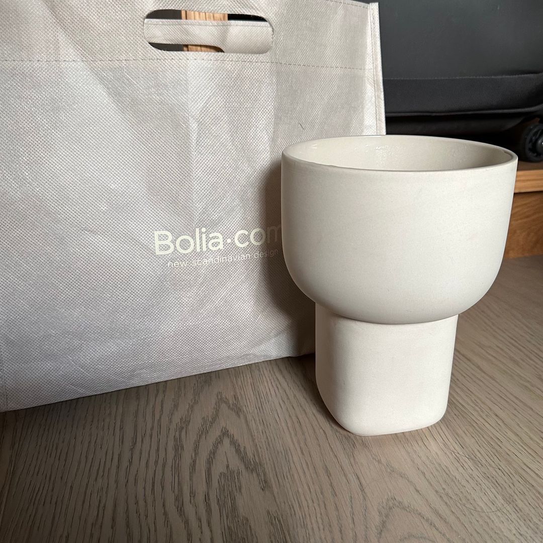 Bolia vase