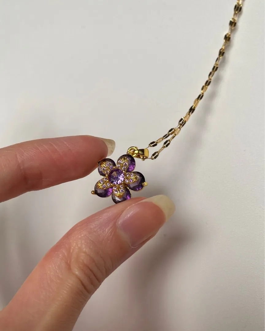 Flower Necklace