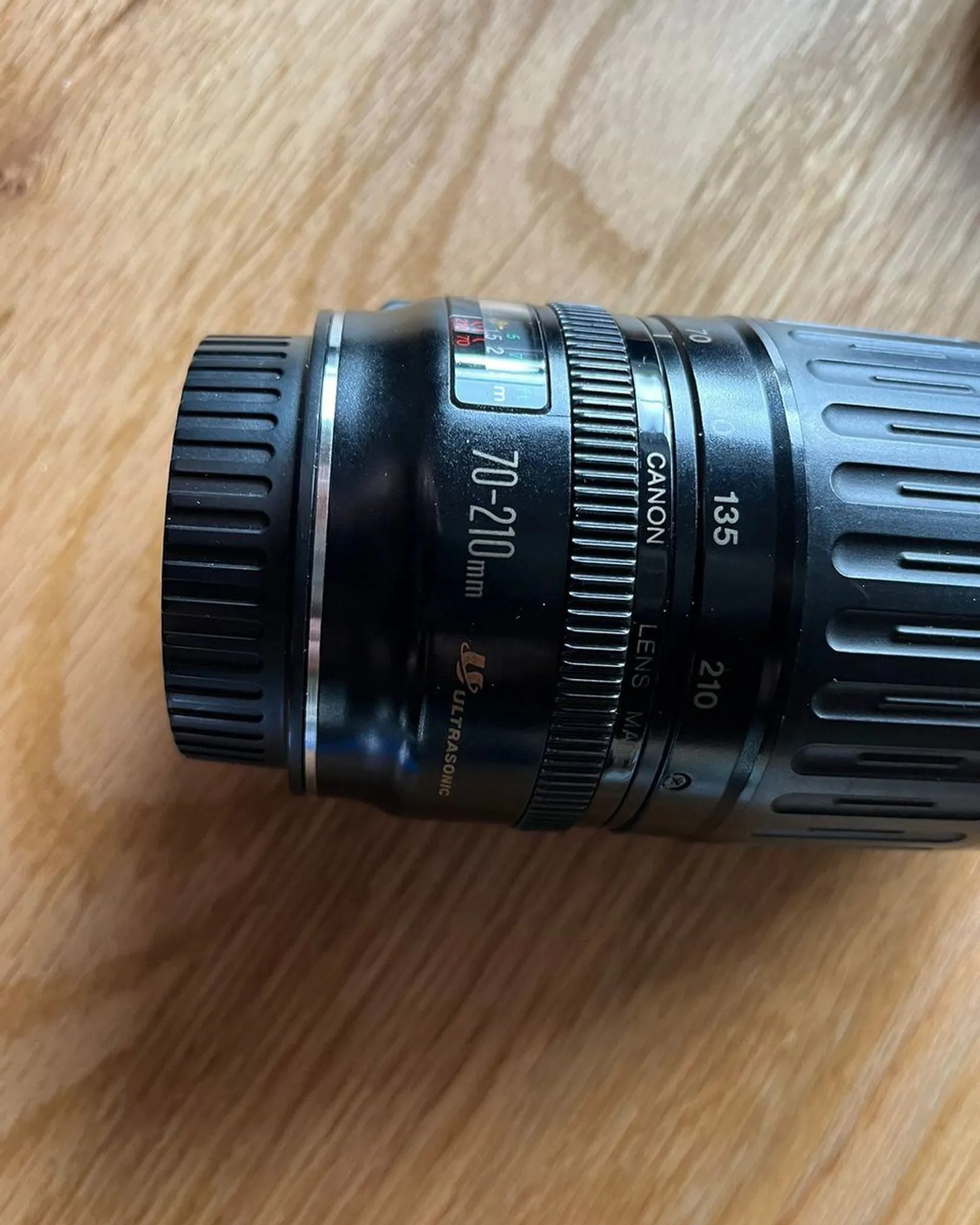 Canon EF 70-210mm