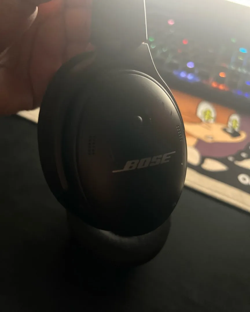 Bose on headphones