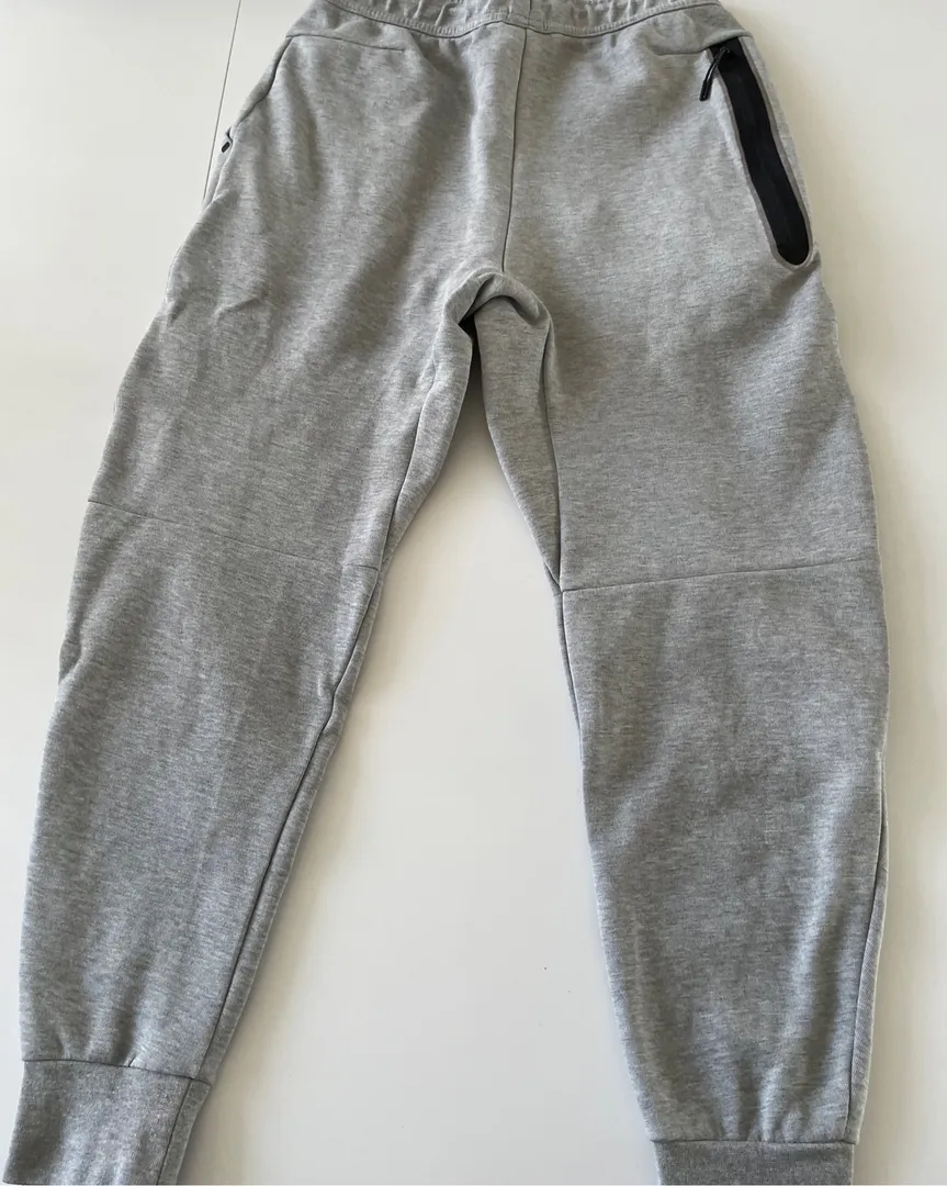 Nike tech fleece tøj