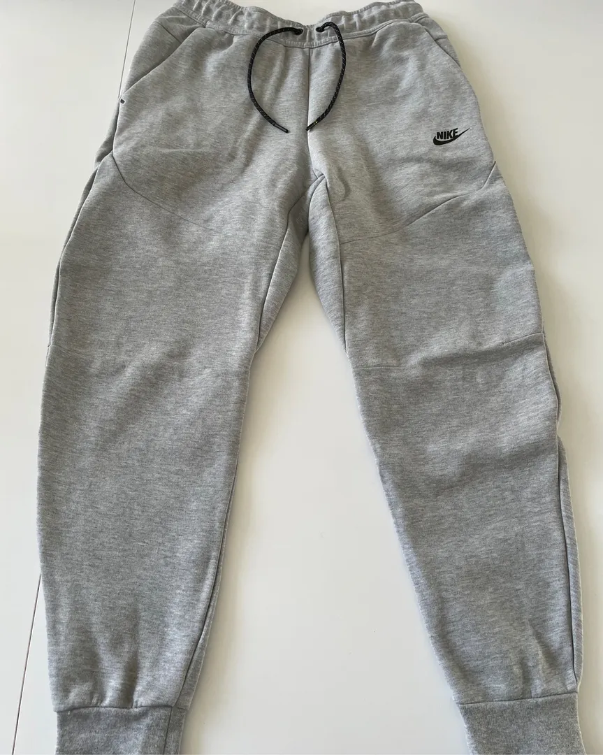 Nike tech fleece tøj