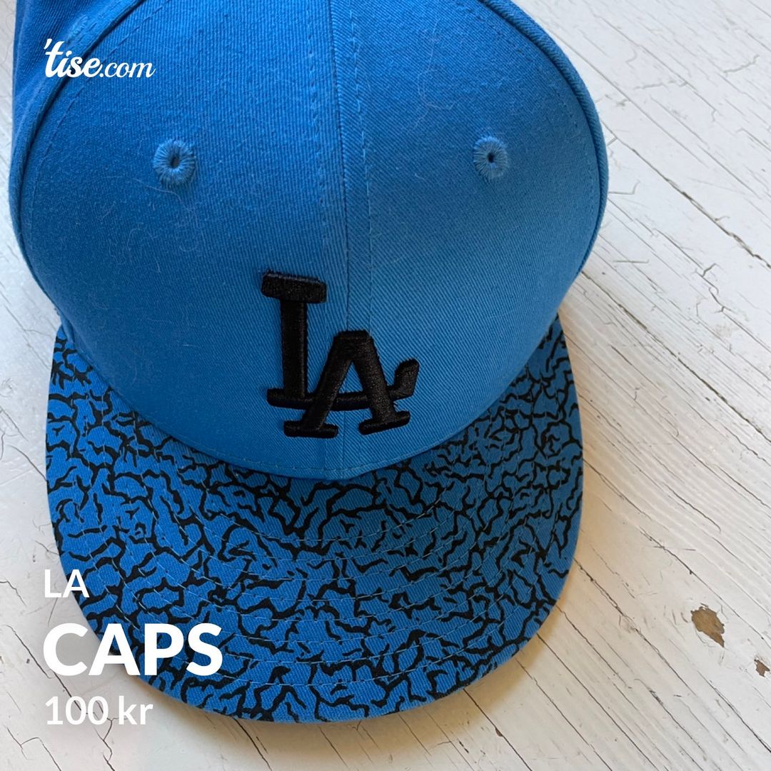 Caps