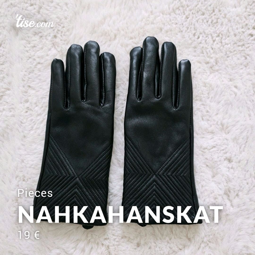 Nahkahanskat