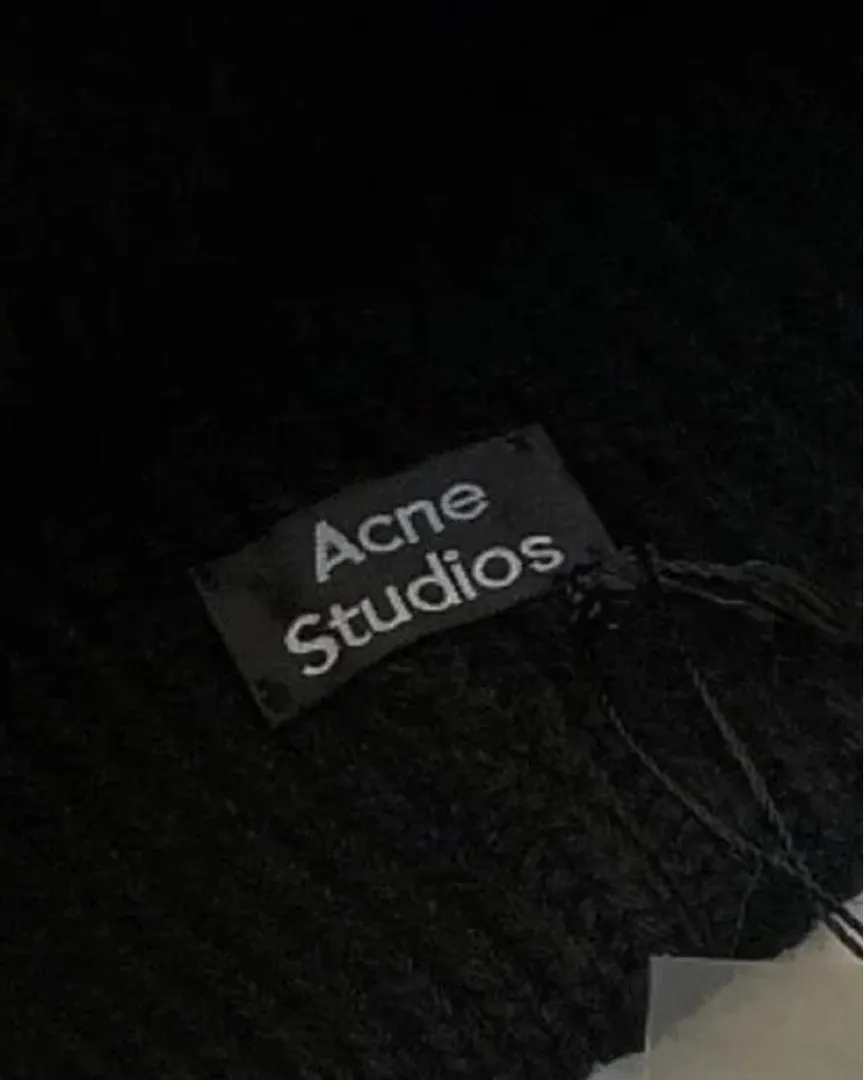 acne mössa