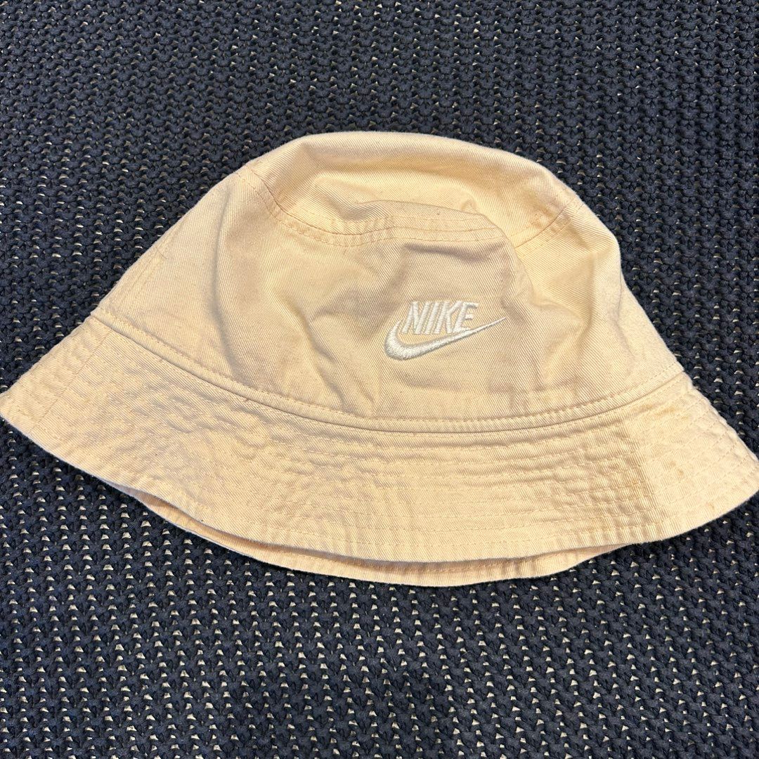 Nike buckethat