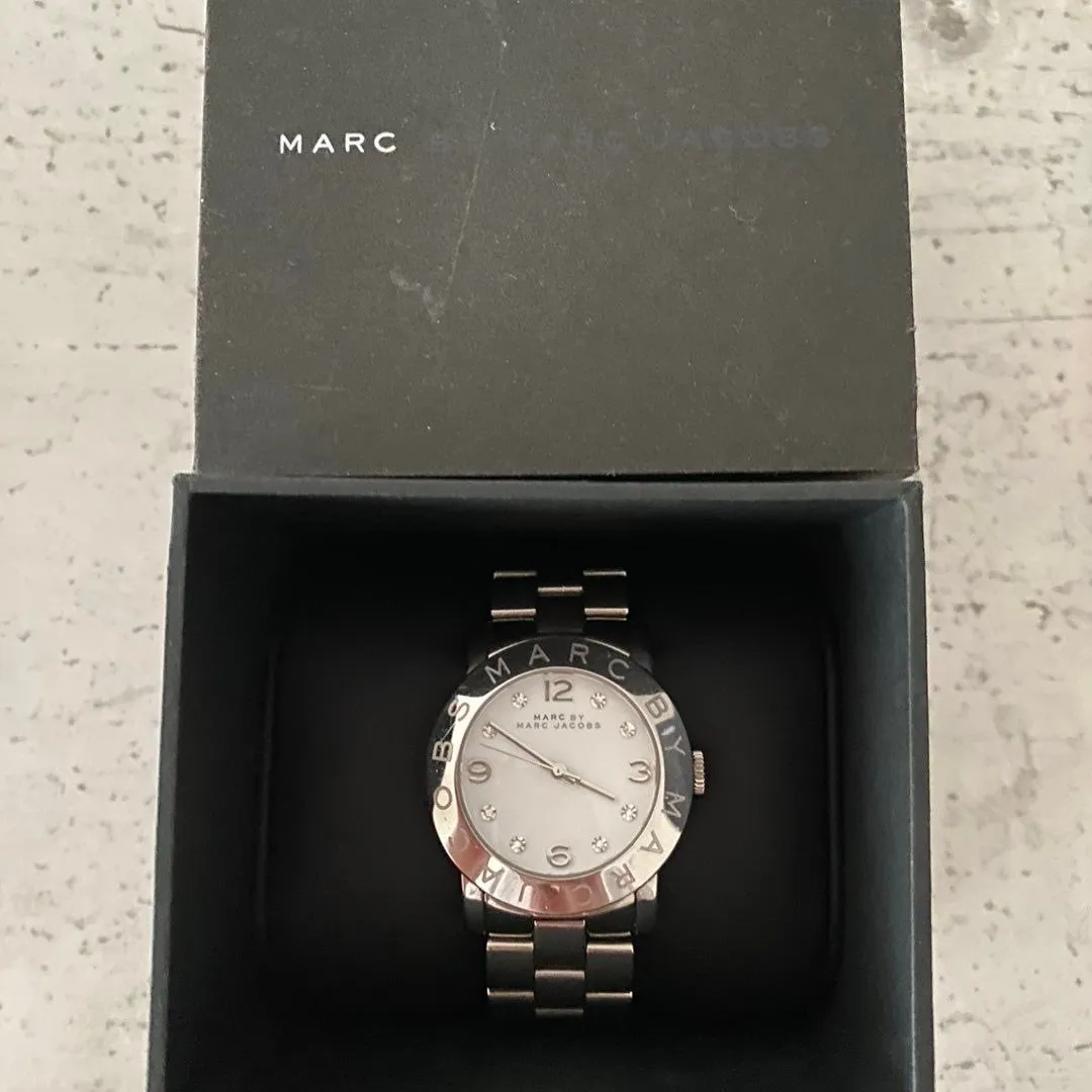 Marc Jacobs kello