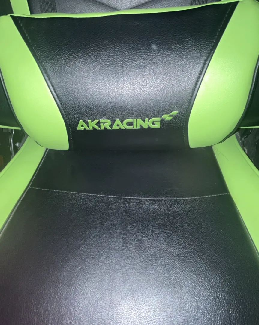 AkRacing gamingstol