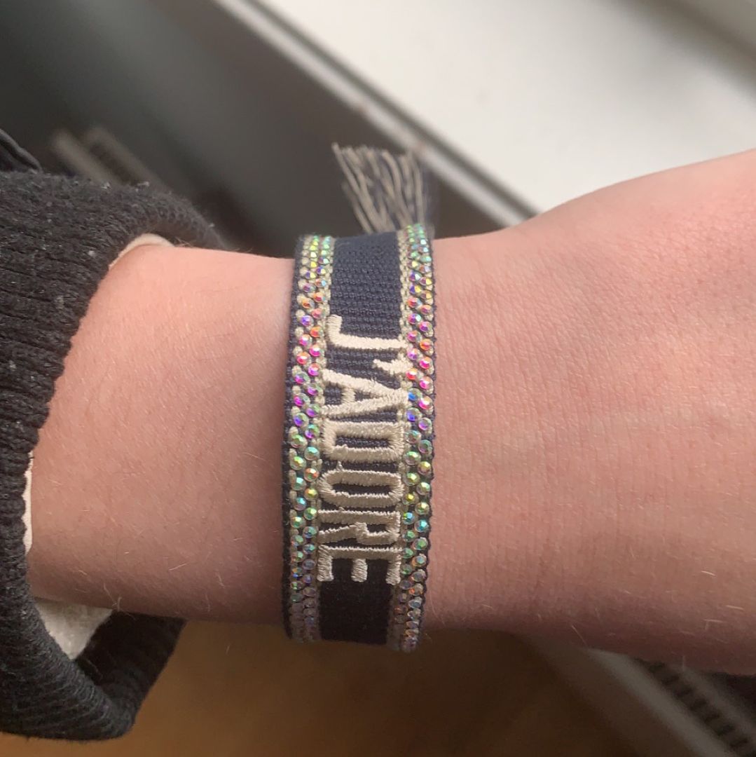 J adore armbånd