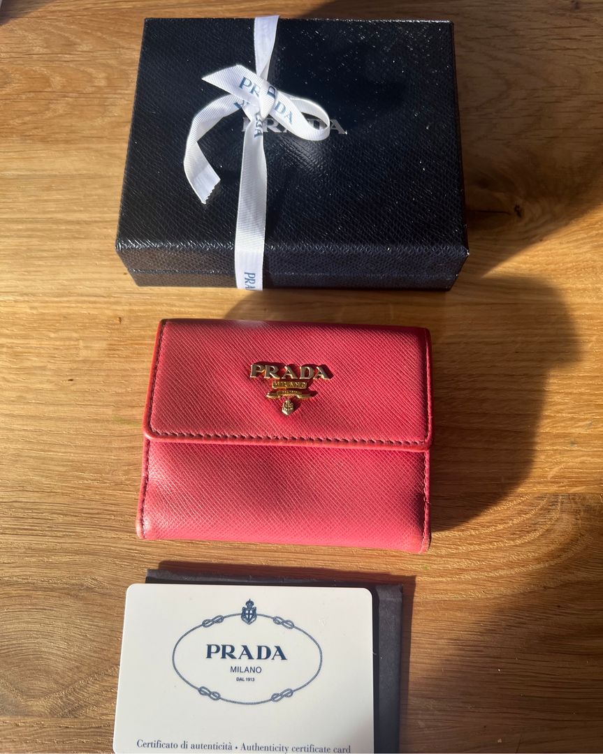 Pink Prada pung