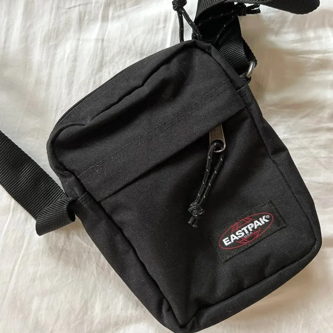 Eastpak taske