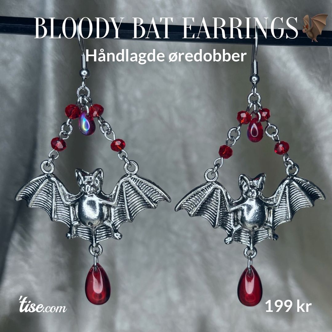 Bloody bat earrings🦇