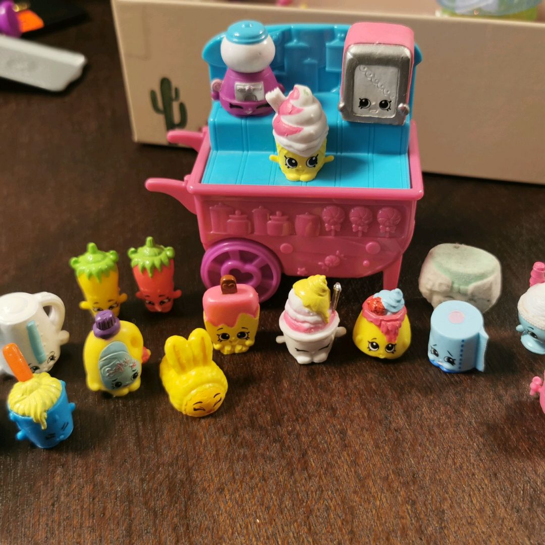 MASSE SHOPKINS!