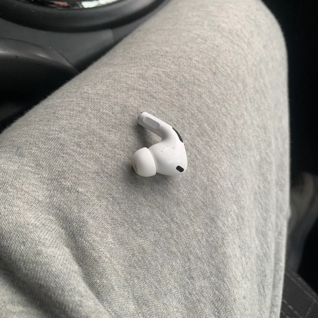 Høyre airpod pro