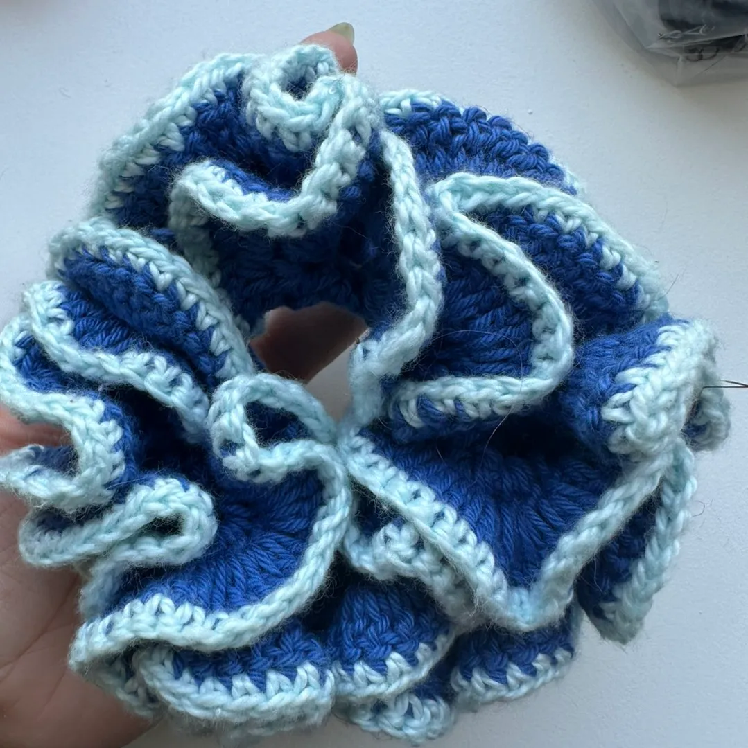 Hæklet scrunchie