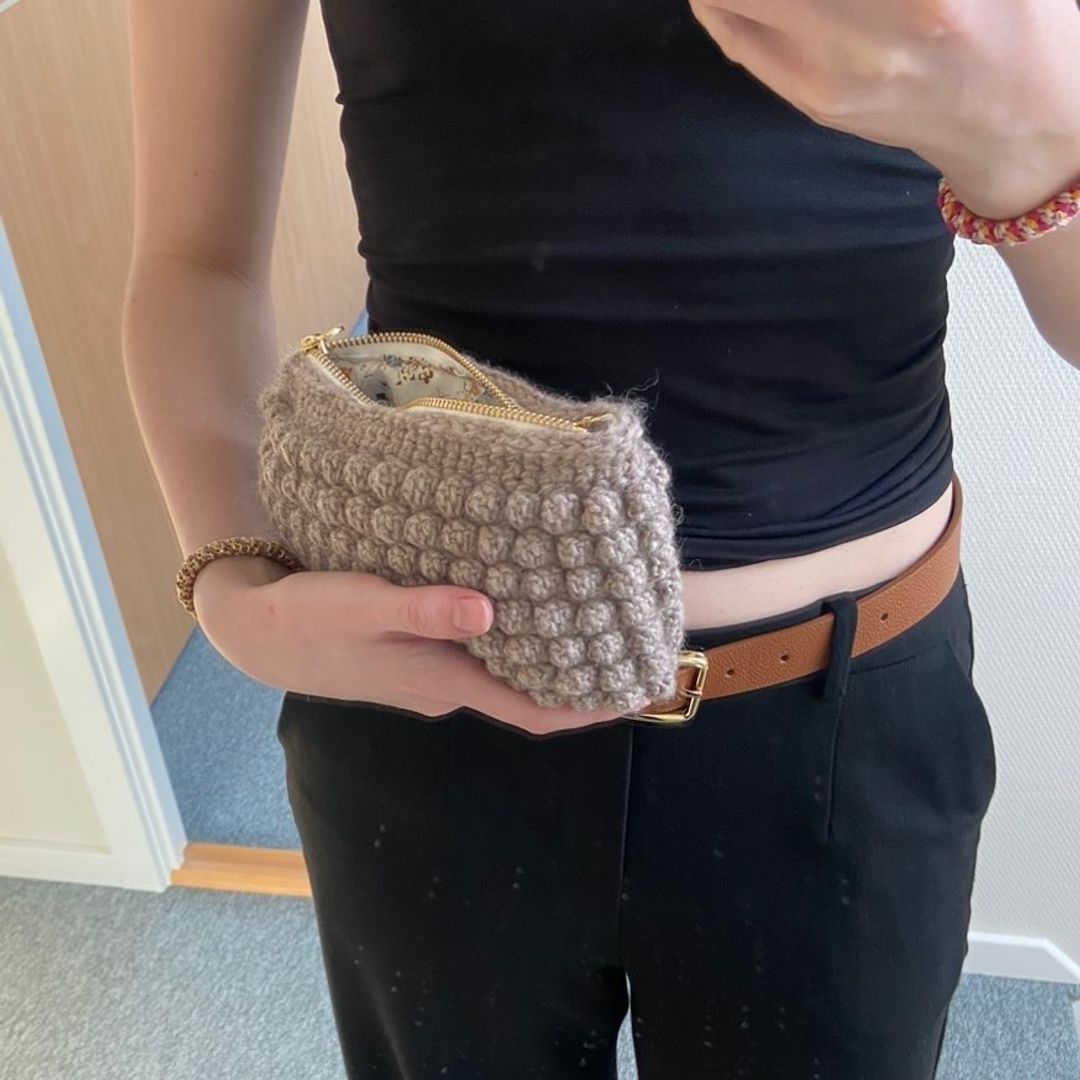 Hjemmehæklet clutch