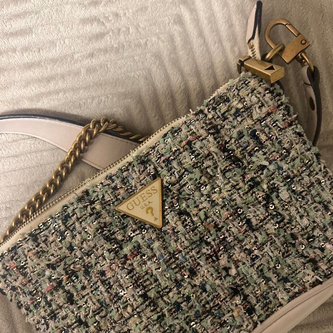 Guess shoulder bag