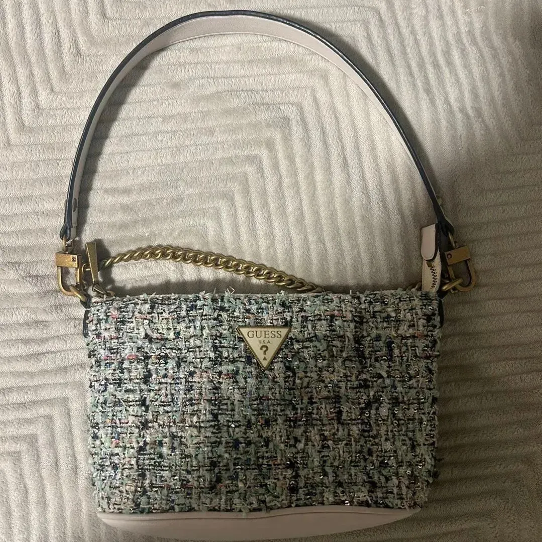 Guess shoulder bag