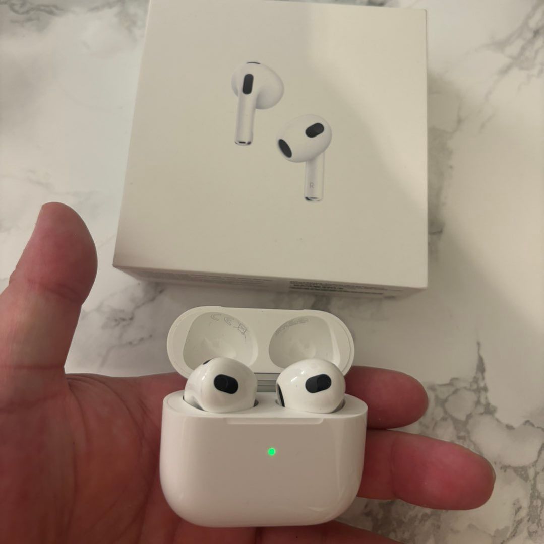 Apple airpods