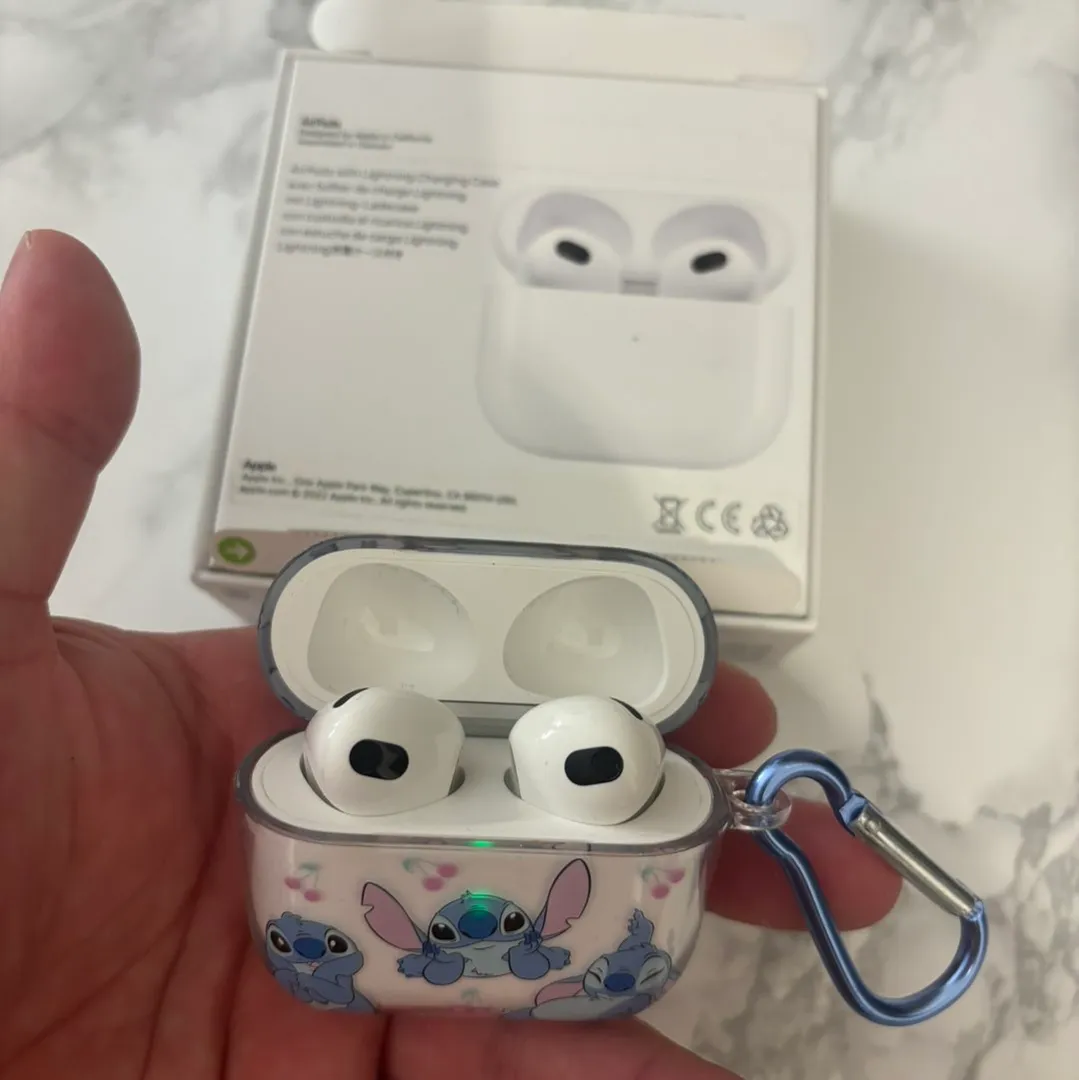 Apple airpods