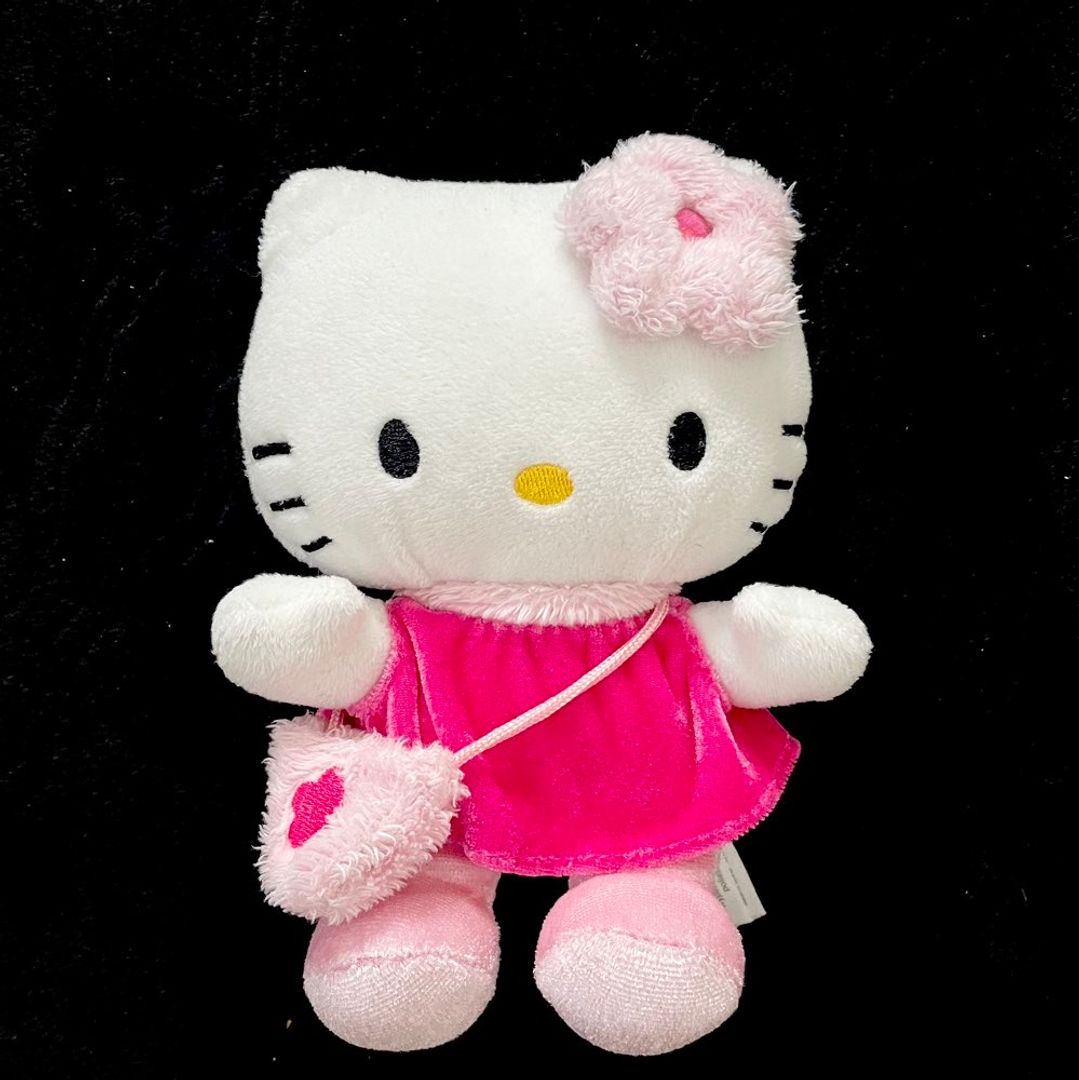 Hello Kitty pehmo