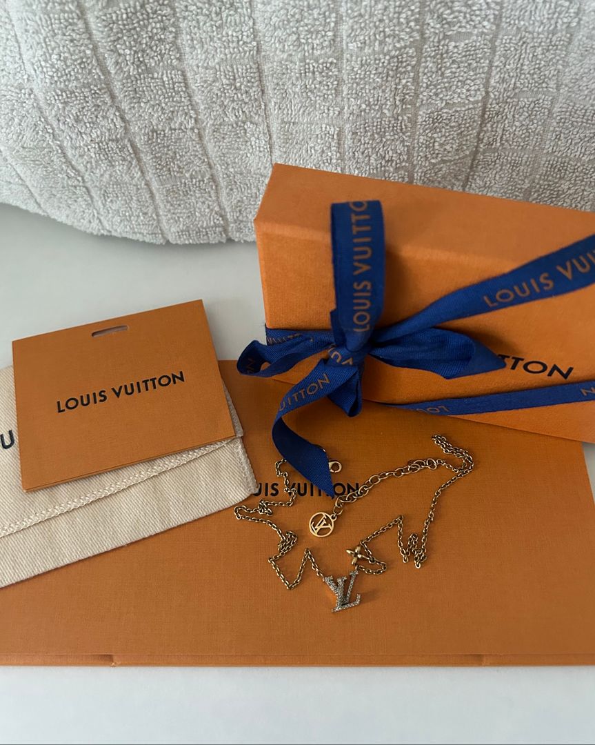 LV iconic necklace