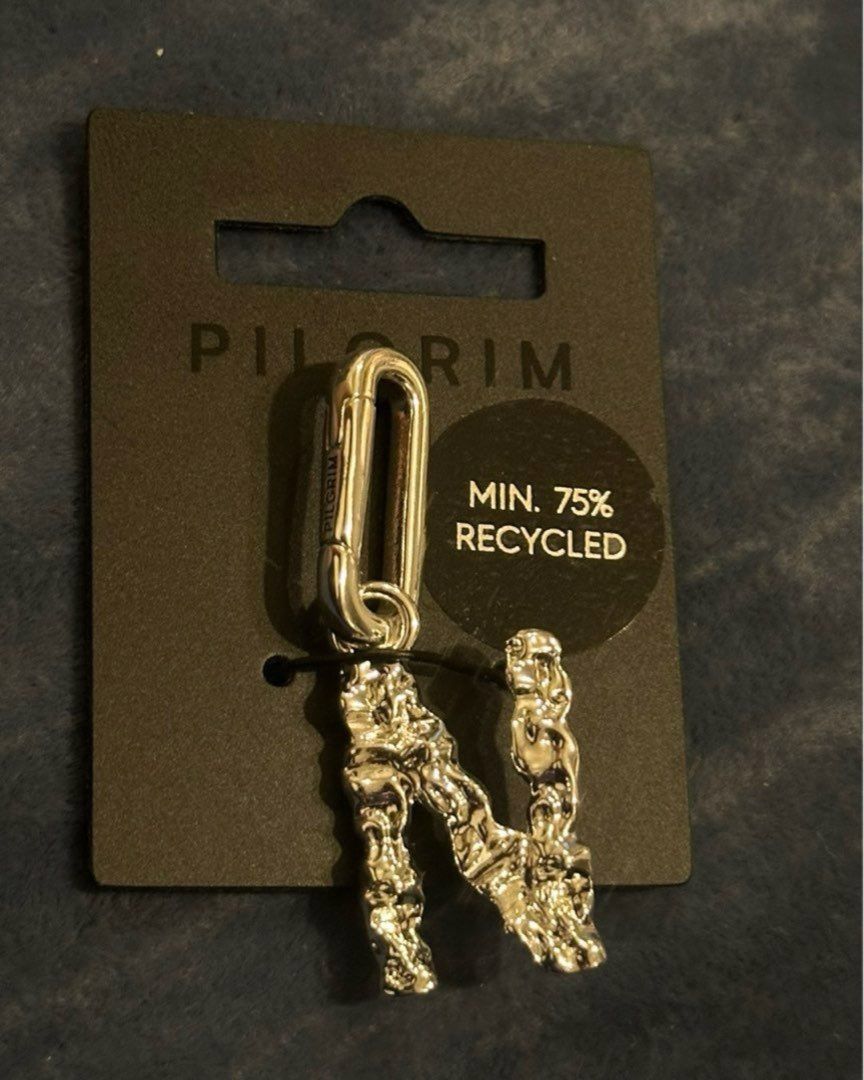 PILGRIM CHARM