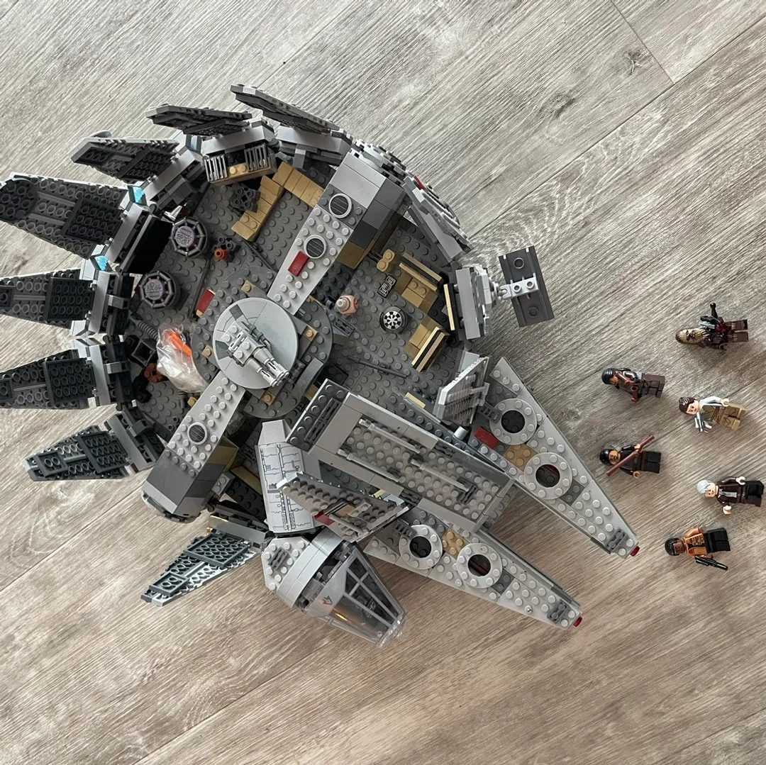 millennium falcon