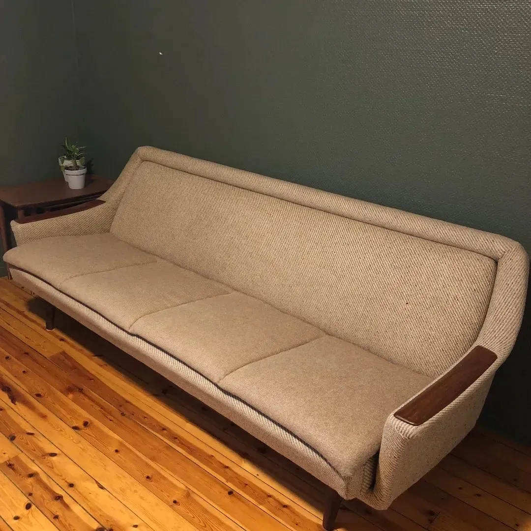 Retro sofa