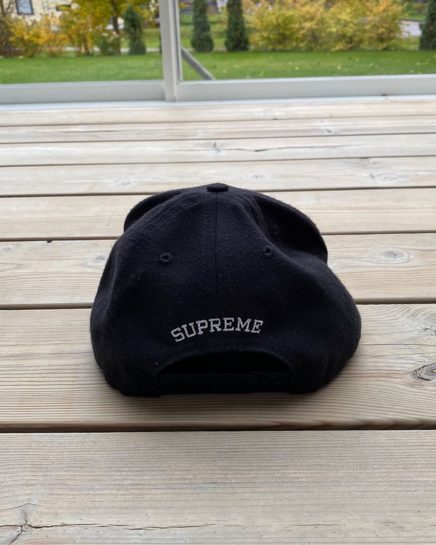 Supreme lippis